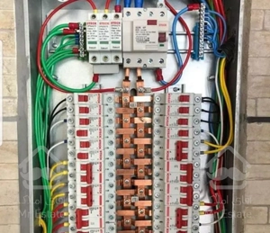 مشاوره ، طراحی ، ساخت اسکلت و مونتاژ انواع تابلو برق صنعتی