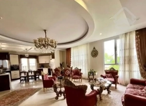 شمال جردن / ۲۲۰ متر ۳ خواب / ۳ پارکینگ سندی