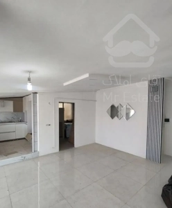 فروش ۷۲متری/برخیابان گلزار