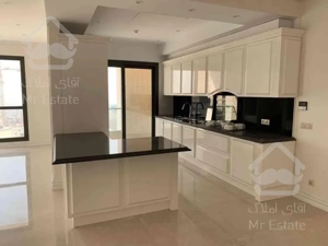 200 متر نوساز/فرمانیه فول مشاعات/بدون مشابه