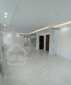 130متر/ 3خواب ط4 تراس / بازسازی  3طرف نور.  جولا