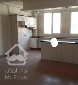 خرید و فروش آپارتمان ۸۰متری طبقه دوم از سه طبقه تکواحدی سروآزاد دریاچه چیتگر گلستان غربی