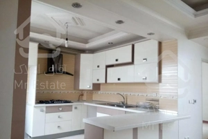 اختیاریه ۹۰متر دوخواب ۶ سال ساخت