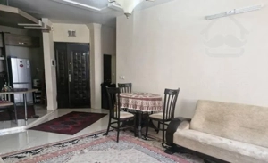 ۷۰متر اپارتمان طبقه اول آسانسورگرمایش ازکف رضاشهر