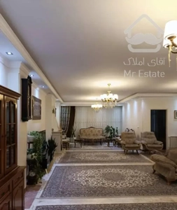 ۱۷۸متر*۳خواب* کاشانی*خوش‌نقشه*تک واحدی