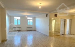 ۱۴۱ متر سعادت آباد