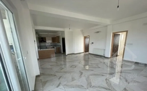 سالی پاکه طبقه دوم‌ ۹۵ متری غرق در نور