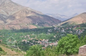 ۲۰۰ متر زمین در امامه