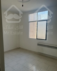 اپارتمان تک واحدی در فرعی غربی