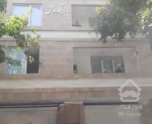 آپارتمانی ۱۴۵متری صفر