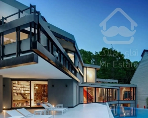 آپارتمان 270 متری/تکواحدی/اول هاشمیه