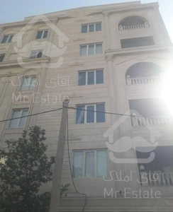 آپارتمان، ۱۷۵ متری، قاضی آباد