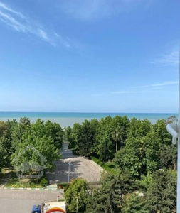 آپارتمان ساحلی پلاک یک۸۵متری سنددار ۳نبش آزادی