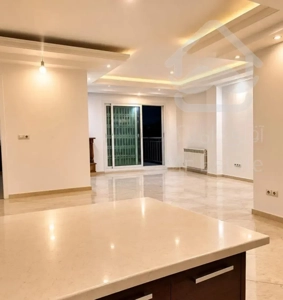 100متر/2خوابه/فول امکانات تاپ لوکیشن فروشنده واقعی