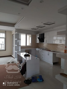 ۱۰۶ متری ۱سال فول امکانات خوش نقشه.خیابان مرادی