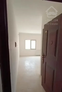 طبقه سوم /خیابان امیر کبیر/شیک و زیبا