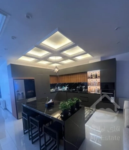 ۱۴۷ متر/ ۳ خواب/شهرک سازان/فوق لاکچری