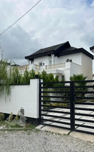 ویلااستخردار/نوساز/سه خوابه/آلکله