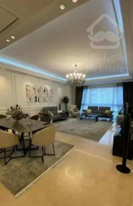 208 متر 4 خواب فرمانیه/15ساله اکازیون سرمایه گذاری