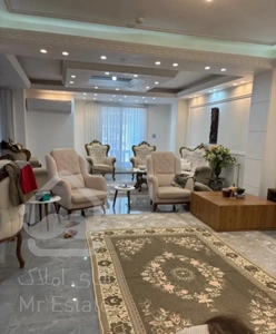 ۲۴۰ متری شیک نوساز ساحل طلایی