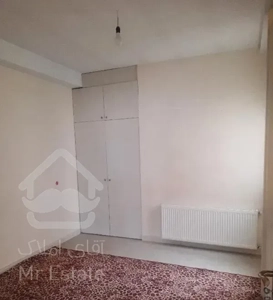 آپارتمان ۸۵ متری با آسانسور و انباری(4065)