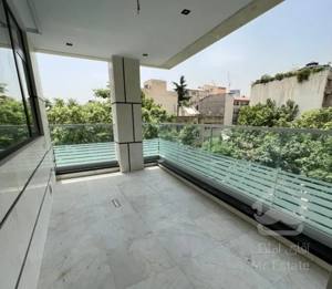 کامرانیه شمالی/تاپ لوکیشن/۲۲۰متر۳خ/مشاعات هتلینگ