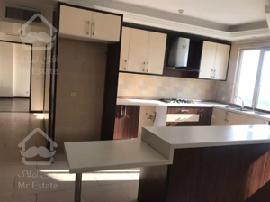 ۱۲۸ متر دریاچه چیتگر منطقه ۲۲ جنوبی غرق در نور