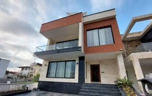 ×تریبلکس۵خواب استخر بیلیارد سیستم صوتی درمتلقو