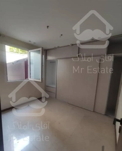 ۱۲۰ متر دو خواب شمال جردن امانیه دو پارکینگ