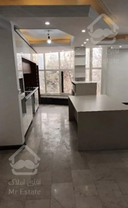 آپارتمان ١٦٠ متر گلستان شمالى