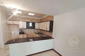 اجاره آپارتمان ۱۳۰ متری ۳ خوابه همکف در شهرک نفت