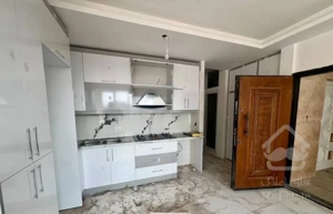 آپارتمان/کوچه اختصاصی/وحید