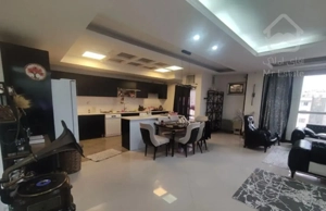 ۱۵۰ متر نوساز ۲ پارکینگ طرشت صالحی