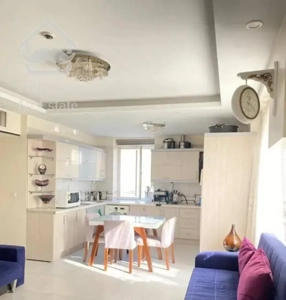 ۹۰ متری سه خوابه فول(شاهین جنوبی)