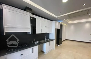 زعفرانیه ۲۰۰ متر فول مشاعات ۳ پارکینک باکس سندی