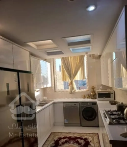 ۸۰ متر / دو خواب / فول امکانات