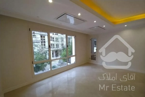 آپارتمان ۱۴۹ متری /شمال کاخ/کلید نخورده / فول