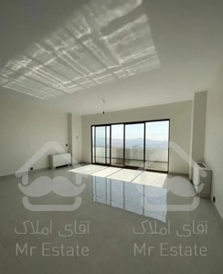 شهرک /  ۱۳۱ متر / ۲خواب/ طبقات /