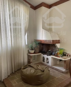 آپارتمان زیبا، دارای قدر سهم، نزدیک‌ باغ ایرانی