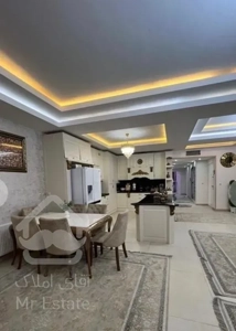 دانشگاه ۱۷۰متری سه خواب نو ساز در بهترین لوکیشن