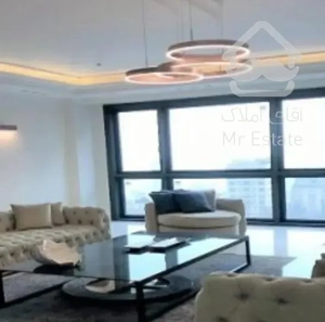 370متر چهار خواب  برج باغ آجودانیه