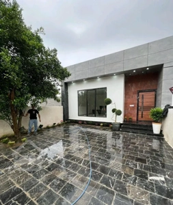 85 متر بنای 2 خواب ویلا فلت