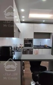 ۹۲ متری، شهرک عقیق، ۱۰ واحدی