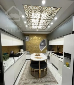 اپارتمان ۱۳۲ متری بلوار فردوس غرب ۳ خواب