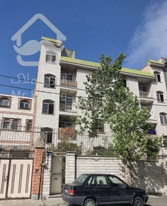 آپارتمان ۱۳۰ متری سه خوابه