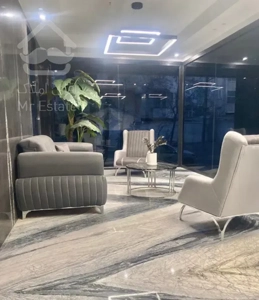 ۱۷۰ متر/ خوش نقشه/ ۲ خواب مستر/ بالای یوسف اباد