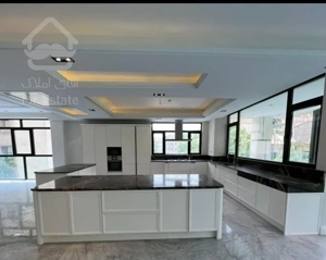 آپارتمان335متر4خواب کلیدنخورده متریال 3جهت نور