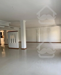 شیراز شمالى   ٢٢٠ متر   ( چهار خواب )