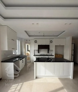 ۱۱۲متر۳خواب/تک واحدی/نوساز/فول/میدان۷۳