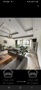 ۱۰۵متر/فول امکانات/خوش نقشه/پرده خور/نورگیر/تمیز و شیک